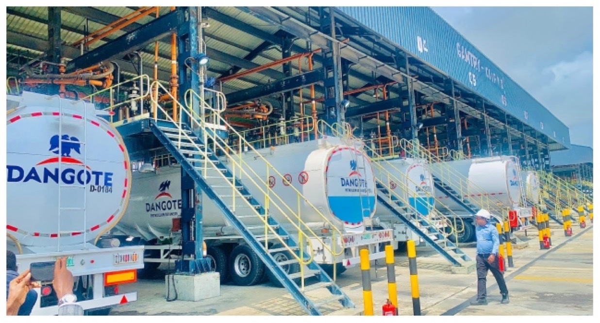 Dangote Group to Recall Disengaged Refinery Workers After Resolving Dispute With PENGASSAN