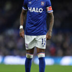 Ghanaian Artist Crochets Manchester United Jersey in 54 Hours, Wins Signed Bruno Fernandes Kit